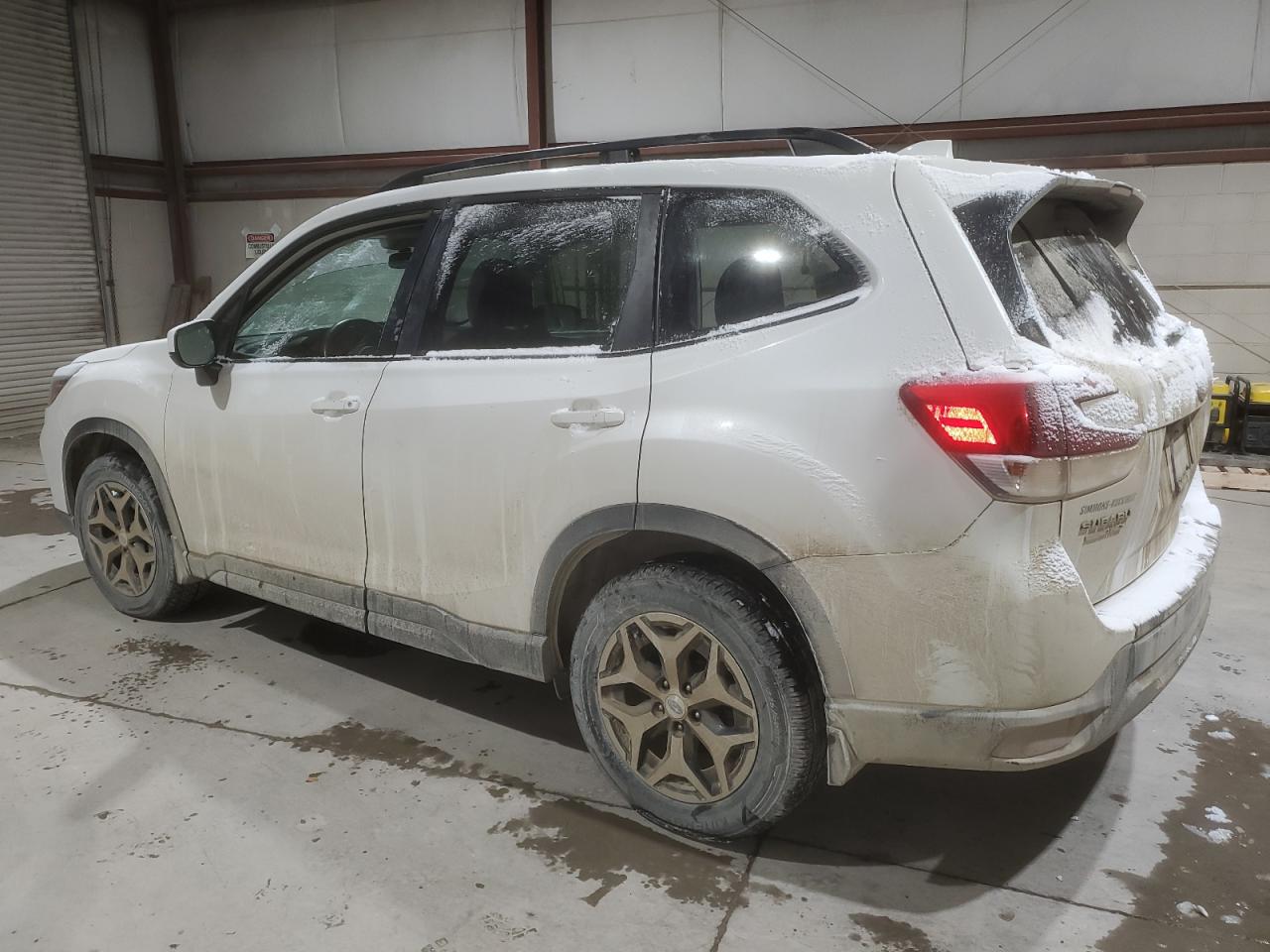 2019 Subaru Forester VIN JF2SKAEC5KH466203 Copart auction photo, side / rear end damage thumbnail 2