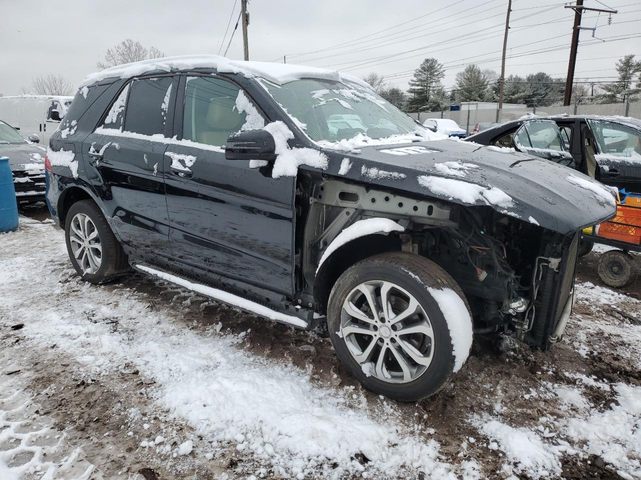 2016 Mercedes-Benz GLE VIN 4JGDA5HB9GA743791 Copart auction photo, front end / side damage thumbnail 4