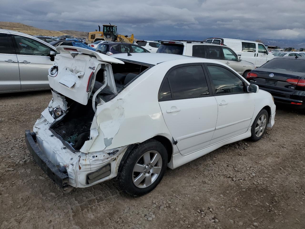 2008 Toyota Corolla VIN 1NXBR32E18Z032707 Copart auction photo, rear end damage thumbnail 3