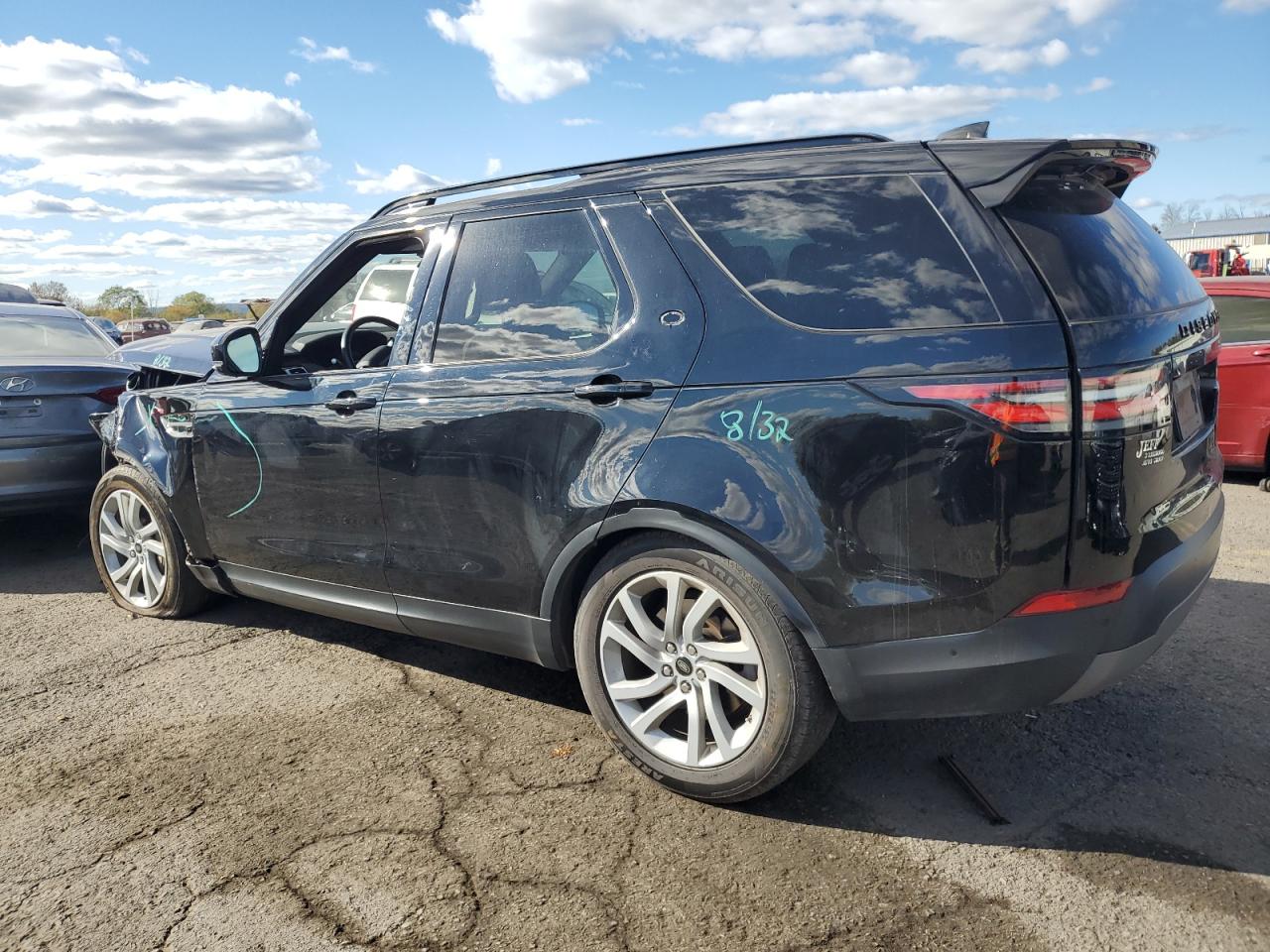 2020 Land Rover Discovery VIN SALRR2RV5L2426713 Copart auction photo, front end damage thumbnail 2