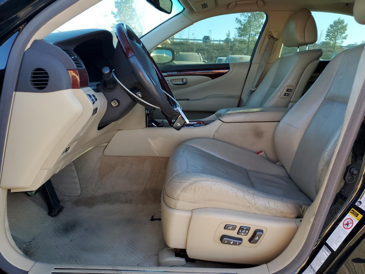 2009 Lexus LS VIN JTHCL46F095004555 Copart auction photo, front end / side damage thumbnail 7