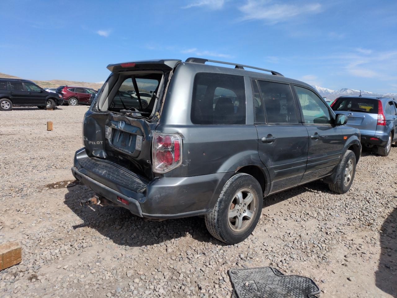 2008 Honda Pilot VIN 5FNYF18428B032315 Copart auction photo, rear end damage thumbnail 3