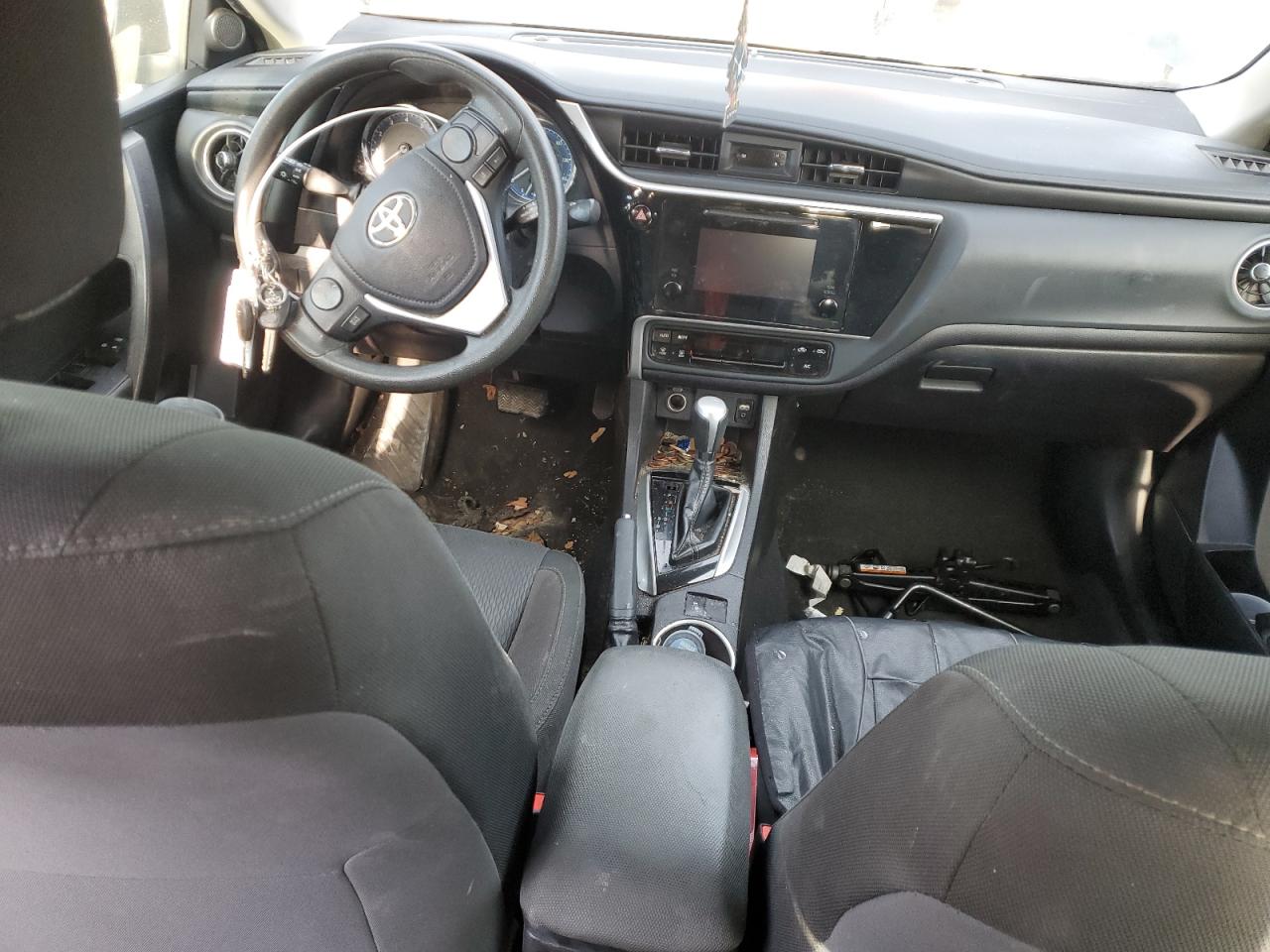 2019 Toyota Corolla VIN 5YFBURHE0KP898240 Copart auction photo, front end damage thumbnail 8