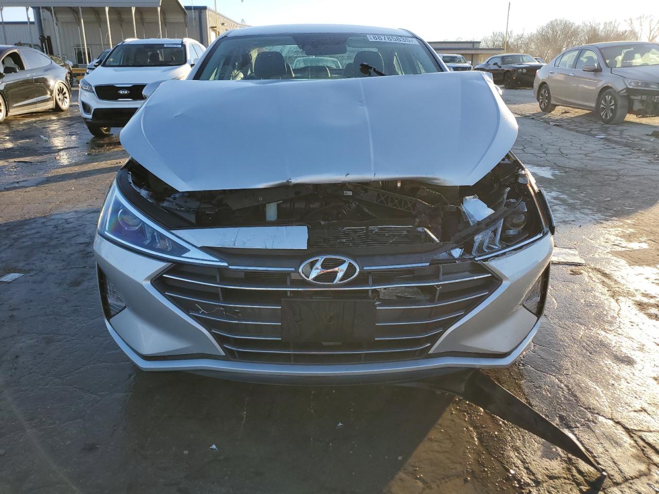 2019 Hyundai Elantra VIN 5NPD84LF7KH480576 Copart auction photo, front end / minor dent/scratches damage thumbnail 5