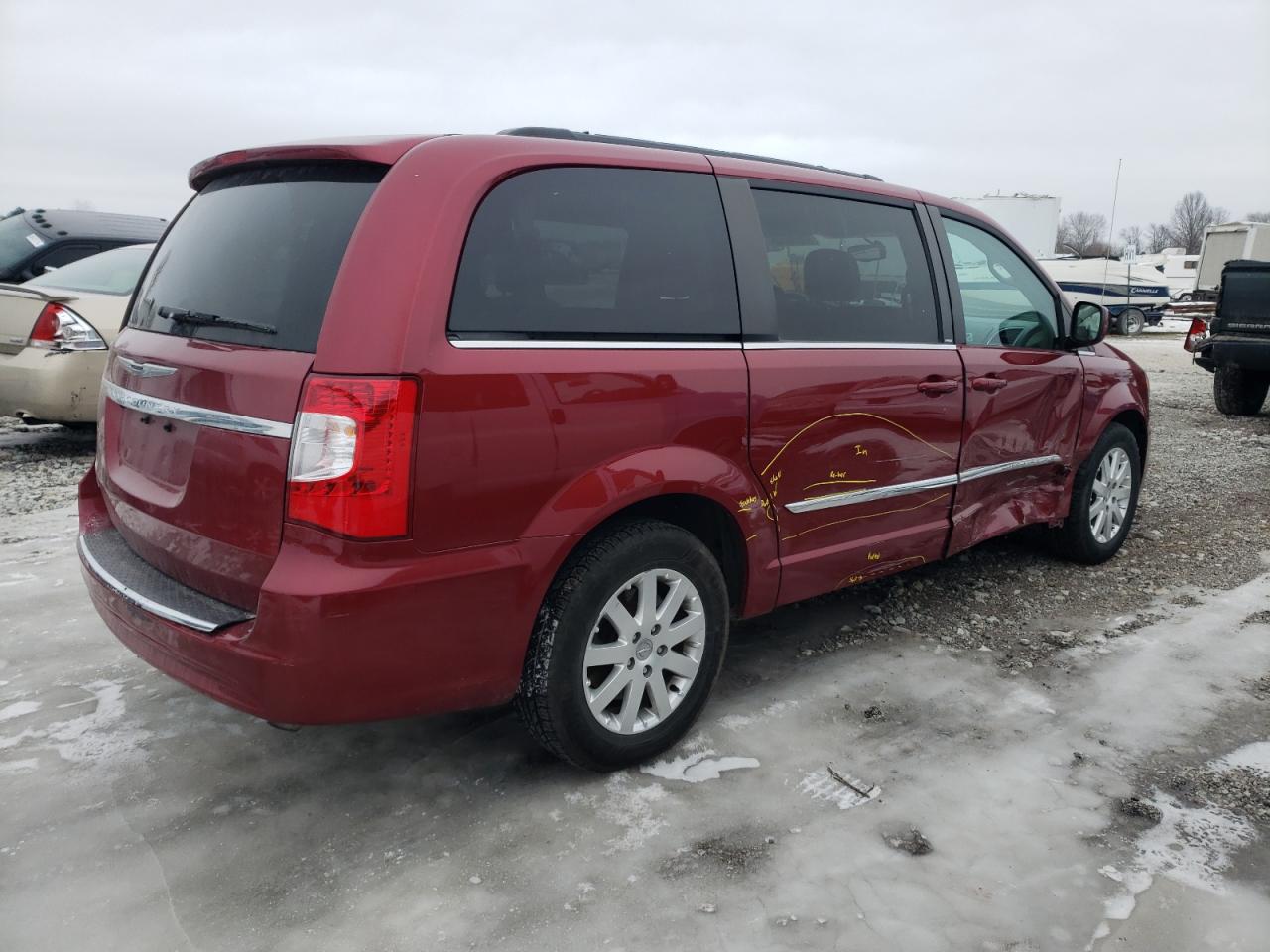 2013 Chrysler Town & Country VIN 2C4RC1BG9DR669586 Copart auction photo, side / minor dent/scratches damage thumbnail 3