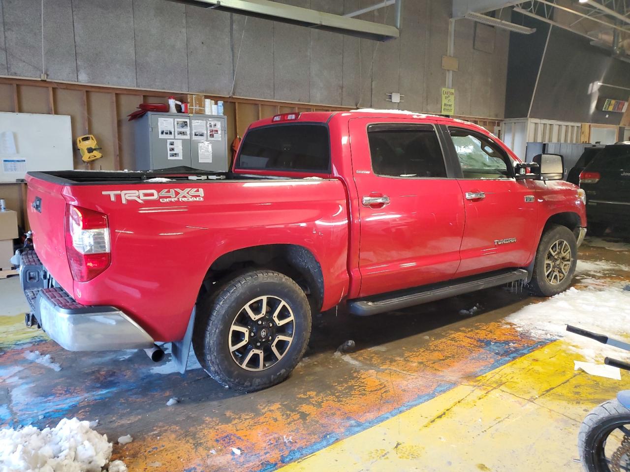 2016 Toyota Tundra VIN 5TFHW5F18GX544732 Copart auction photo, front end / rear end damage thumbnail 3