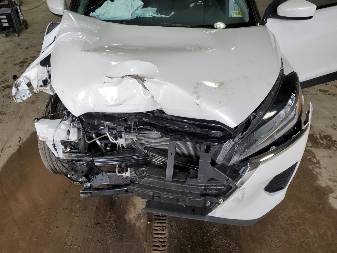 2024 Nissan Kicks VIN 3N1CP5CV6RL559441 Copart auction photo, front end damage thumbnail 12