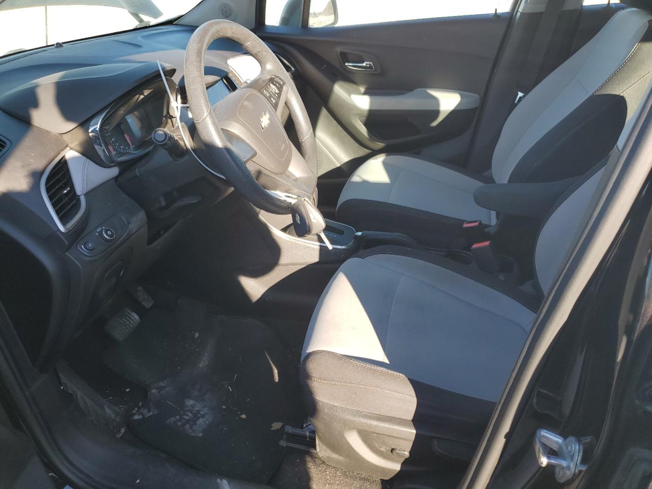 2019 Chevrolet Trax VIN 3GNCJKSB2KL270509 Copart auction photo, side damage thumbnail 7