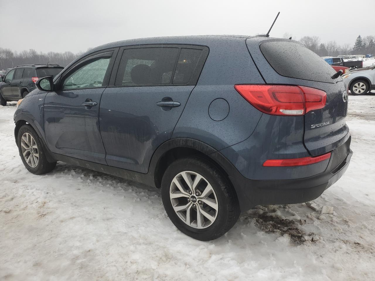 2016 KIA Sportage VIN KNDPBCAC1G7827395 Copart auction photo, front end damage thumbnail 2