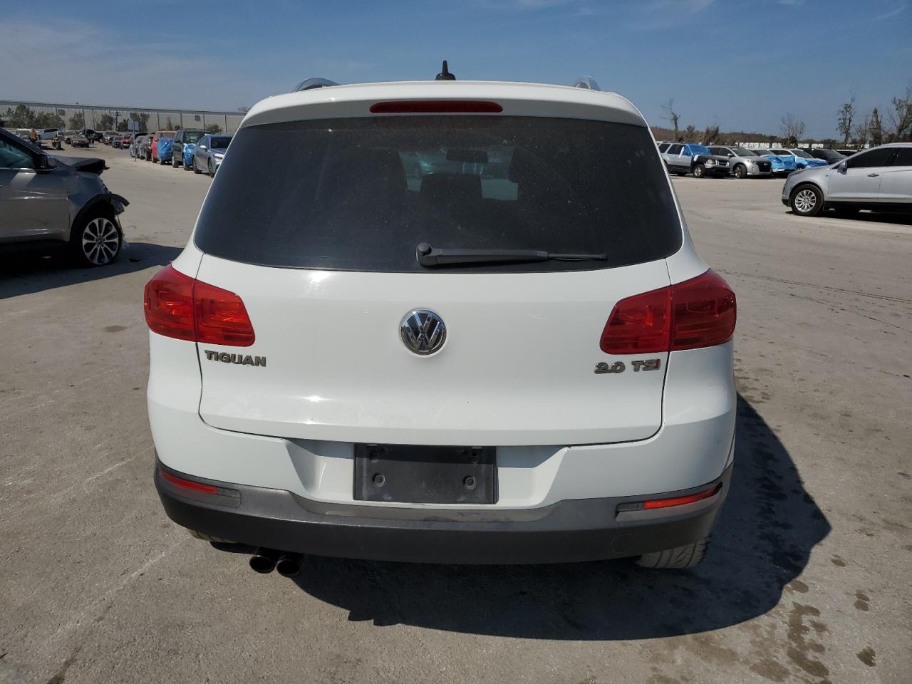 2015 Volkswagen Tiguan VIN WVGAV7AX5FW522246 Copart auction photo, front end / side damage thumbnail 6