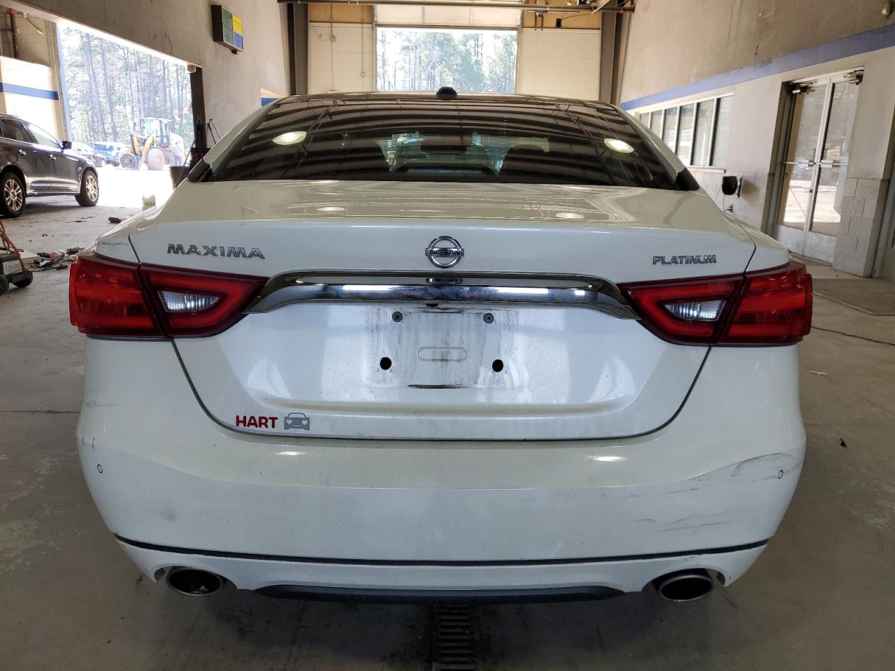 2017 Nissan Maxima VIN 1N4AA6AP4HC446717 Copart auction photo, front end / minor dent/scratches damage thumbnail 6