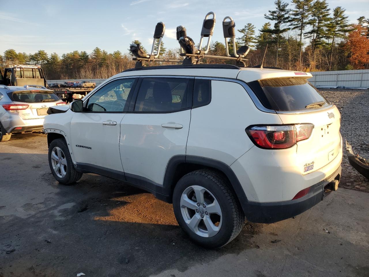 2019 Jeep Compass VIN 3C4NJDBB6KT593880 Copart auction photo, front end damage thumbnail 2