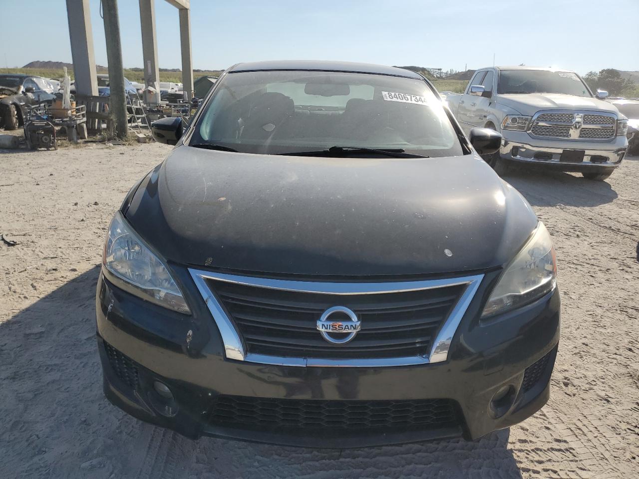 2014 Nissan Sentra VIN 3N1AB7AP7EY221419 Copart auction photo, front end / minor dent/scratches damage thumbnail 5