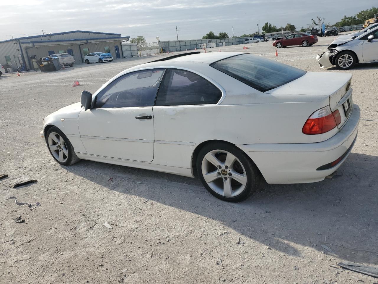 2006 BMW 3er VIN WBABD33476PM51260 Copart auction photo, front end damage thumbnail 2