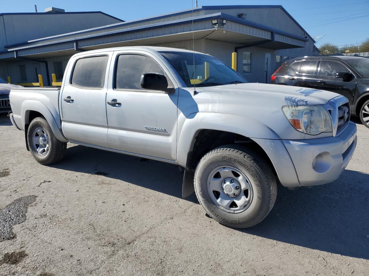 2006 Toyota Tacoma VIN 5TEJU62N16Z270030 Copart auction photo, side / rear end damage thumbnail 4