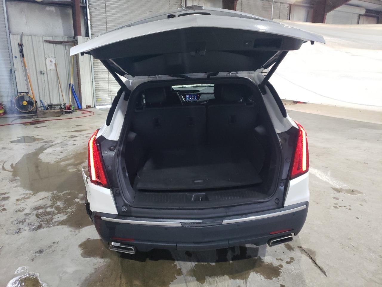 2020 Cadillac XT5 VIN 1GYKNAR42LZ188116 Copart auction photo, rear end damage thumbnail 6