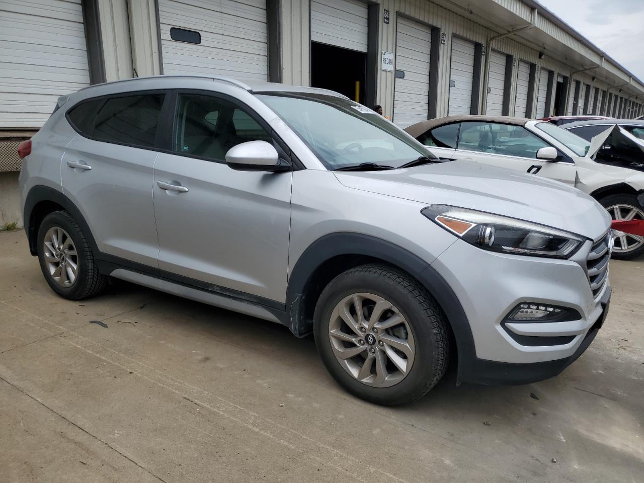 2017 Hyundai Tucson VIN KM8J33A43HU361303 Copart auction photo, all over / minor dent/scratches damage thumbnail 4