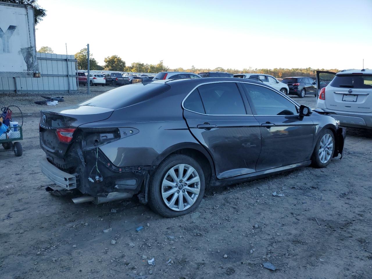 2020 Toyota Camry VIN 4T1C11AK8LU890031 Copart auction photo, front end / undercarriage damage thumbnail 3