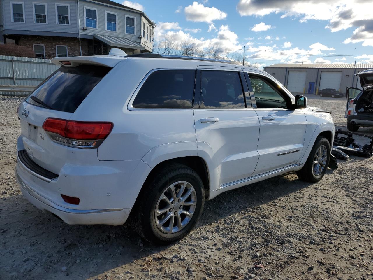 2017 Jeep Grand Cherokee VIN 1C4RJFJG6HC729570 Copart auction photo, front end damage thumbnail 3