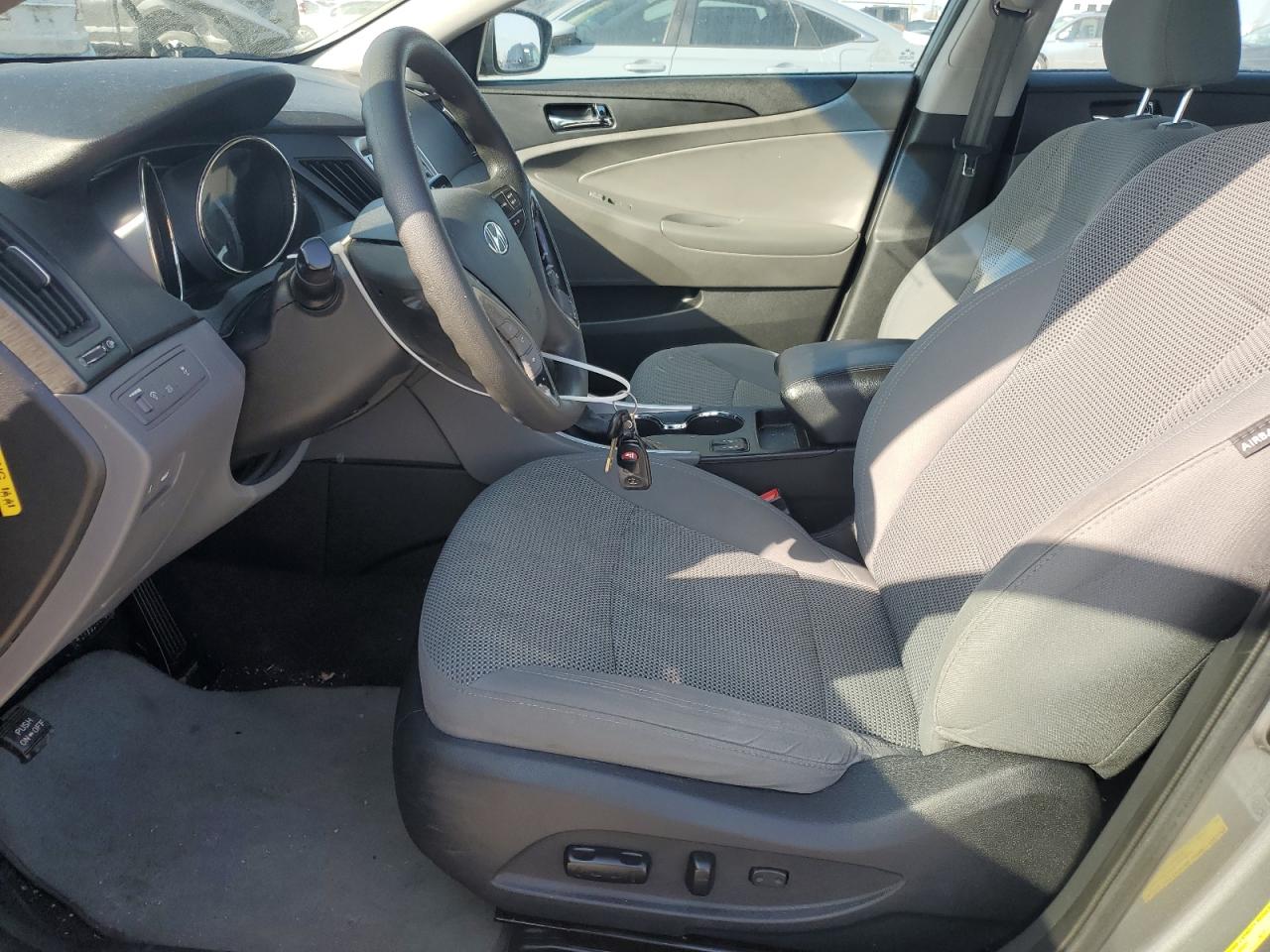 2013 Hyundai Sonata VIN 5NPEB4AC4DH605745 Copart auction photo, minor dent/scratches damage thumbnail 7