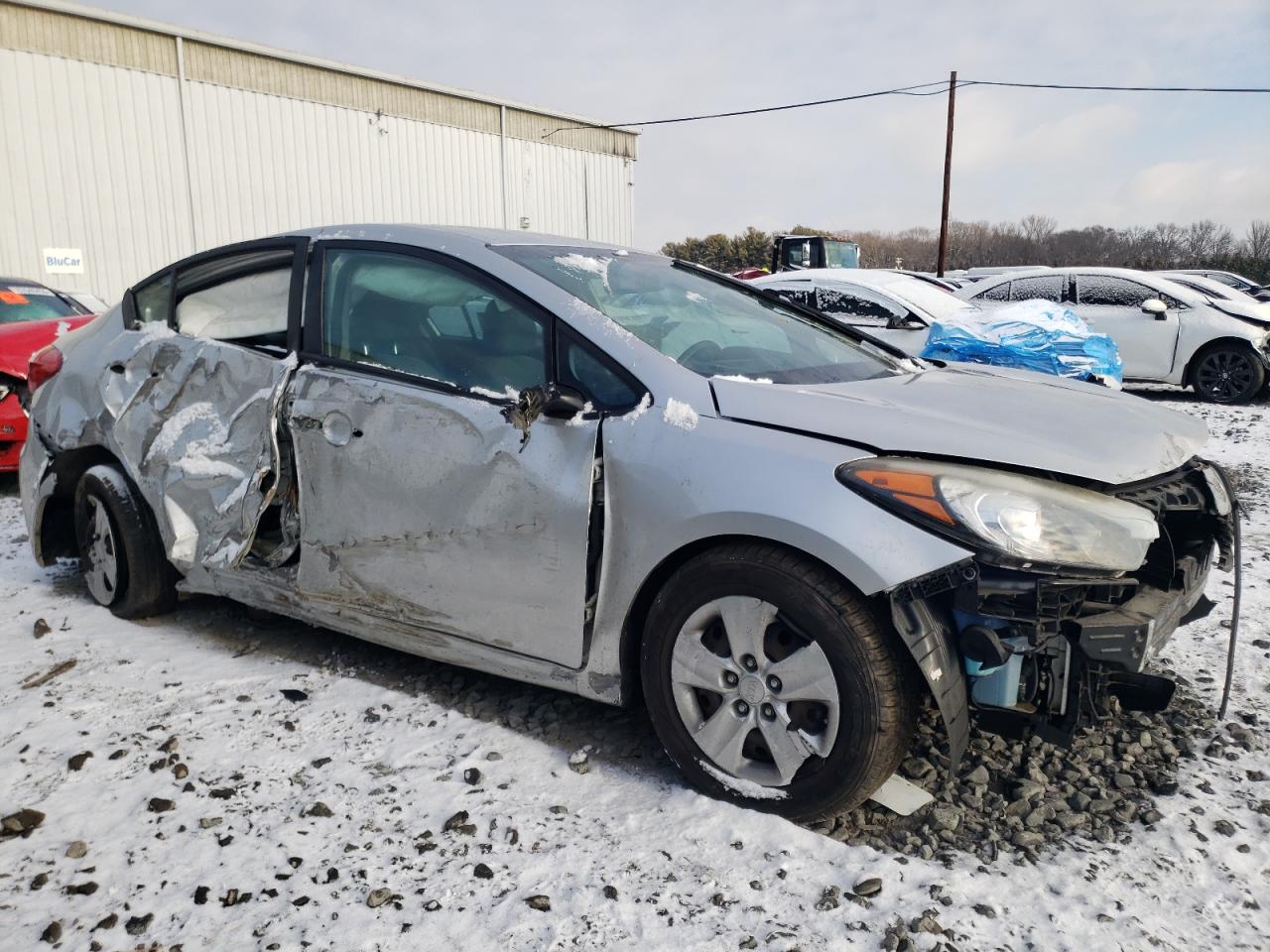 2015 KIA Forte VIN KNAFK4A62F5308827 Copart auction photo, all over damage thumbnail 4