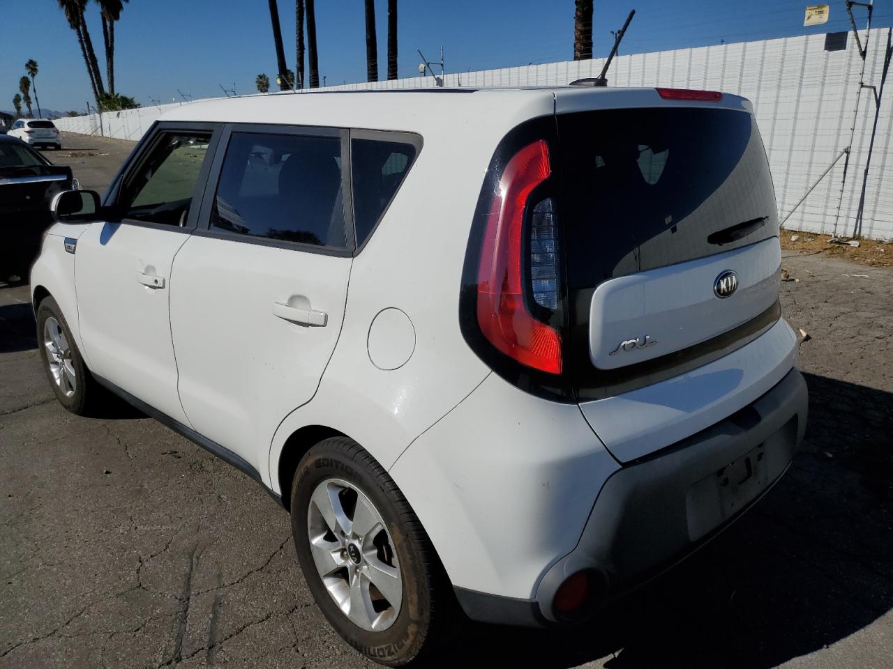 2016 KIA Soul VIN KNDJN2A20G7357763 Copart auction photo, side / front end damage thumbnail 2