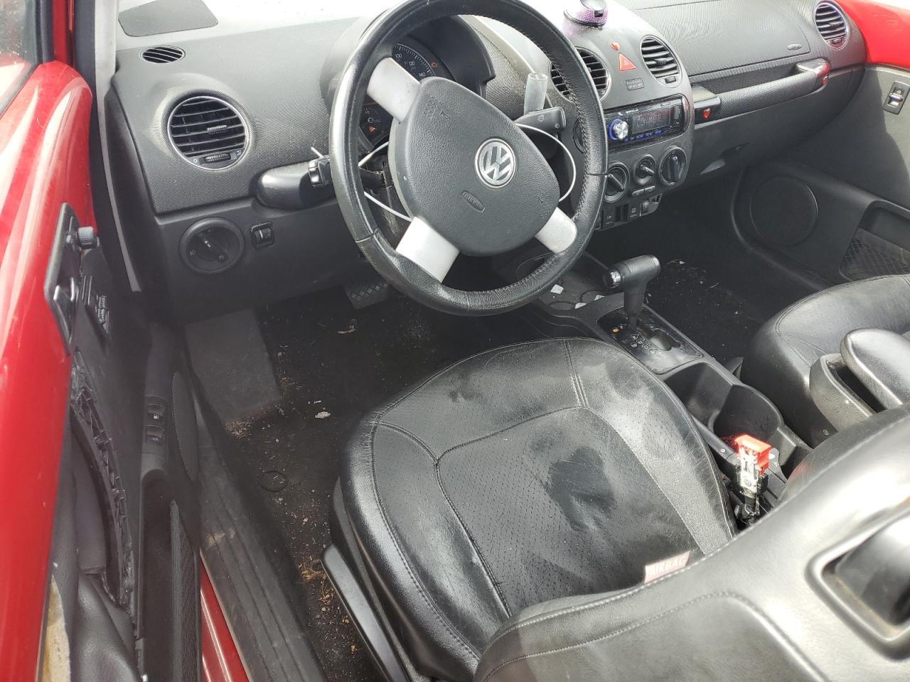 2006 Volkswagen Beetle VIN 3VWSG31C76M407539 Copart auction photo, undercarriage damage thumbnail 8