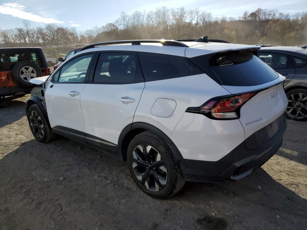 2023 KIA Sportage VIN 5XYK6CAF7PG066206 Copart auction photo, front end / minor dent/scratches damage thumbnail 2