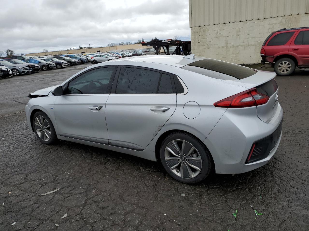 2018 Hyundai IONIQ VIN KMHC05LC2JU071805 Copart auction photo, front end damage thumbnail 2