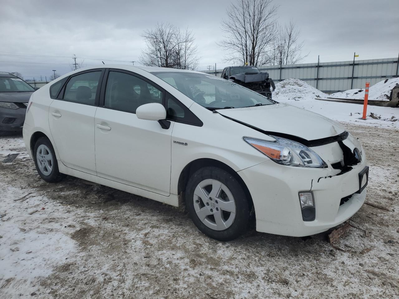 2011 Toyota Prius VIN JTDKN3DU1B1465800 Copart auction photo, front end damage thumbnail 4
