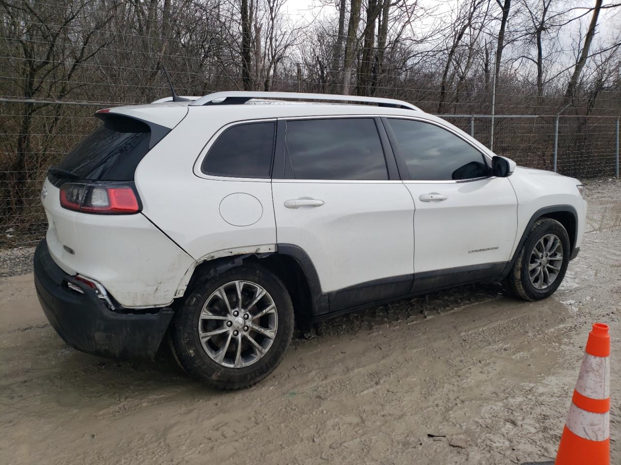 2019 Jeep Grand Cherokee VIN 1C4PJMLB8KD397338 Copart auction photo, rear end / undercarriage damage thumbnail 3