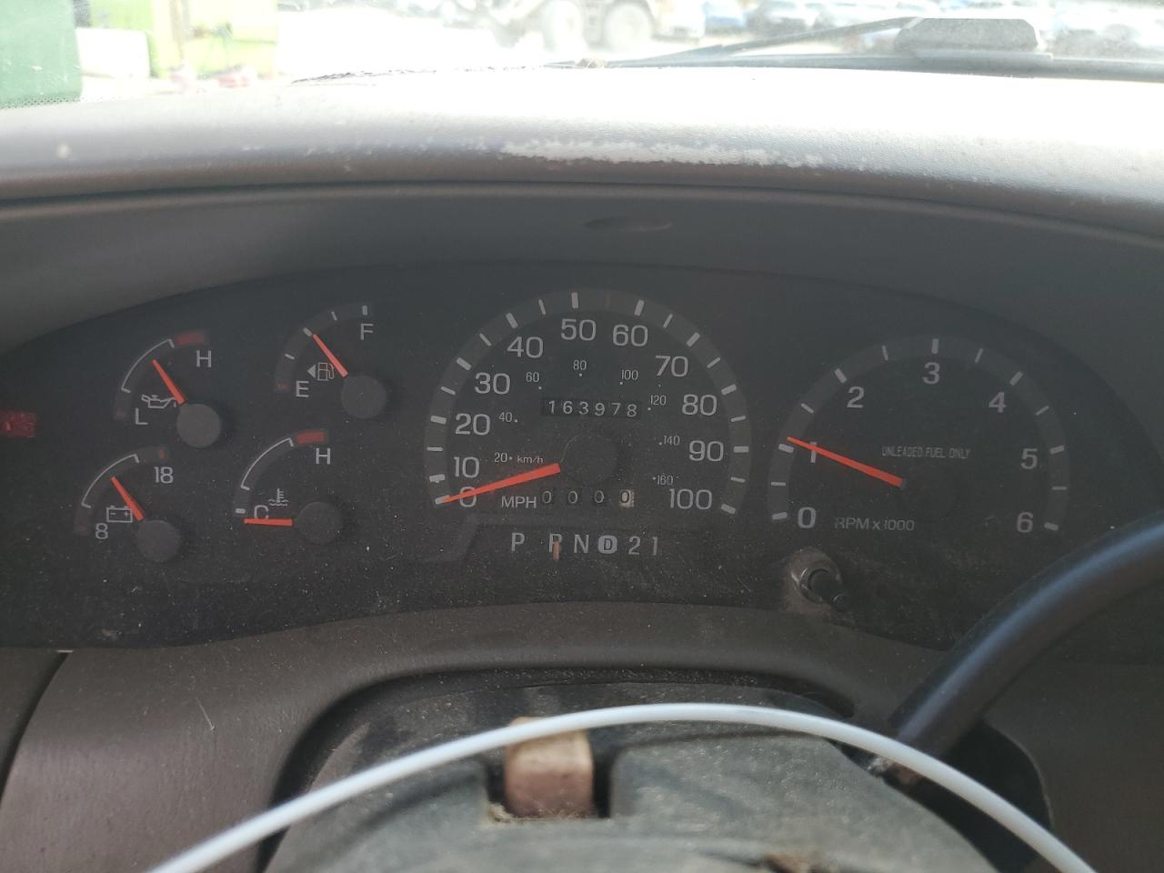 1997 Ford F-150 VIN 1FTDX1760VNA46497 Copart auction photo, rear end damage thumbnail 9