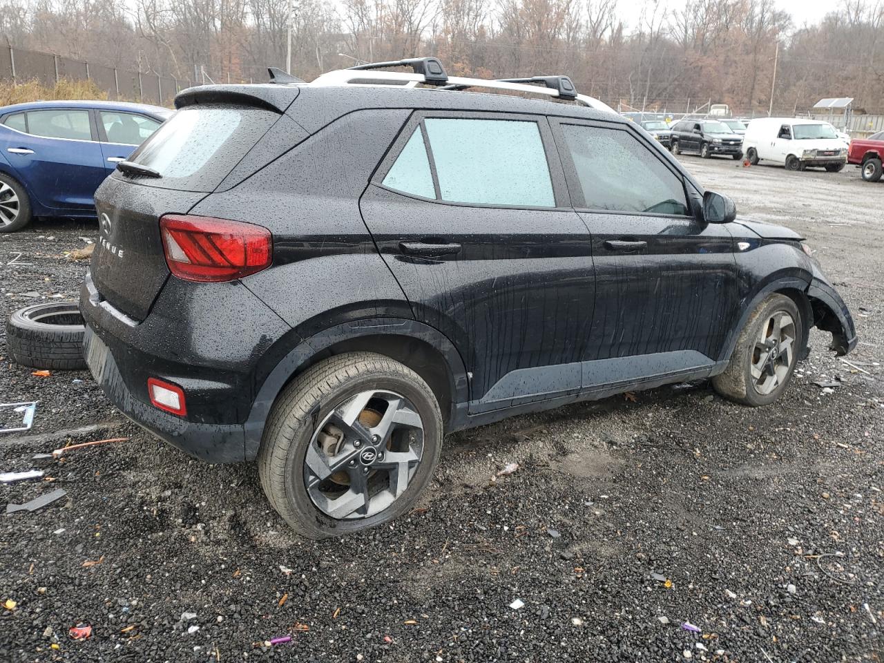 2021 Hyundai Venue VIN KMHRC8A39MU086084 Copart auction photo, front end damage thumbnail 3