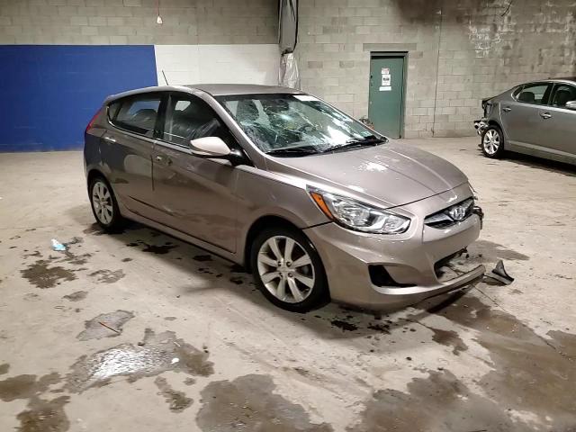 2013 Hyundai Accent VIN KMHCU5AEXDU098800 Copart auction photo, front end / side damage thumbnail 13