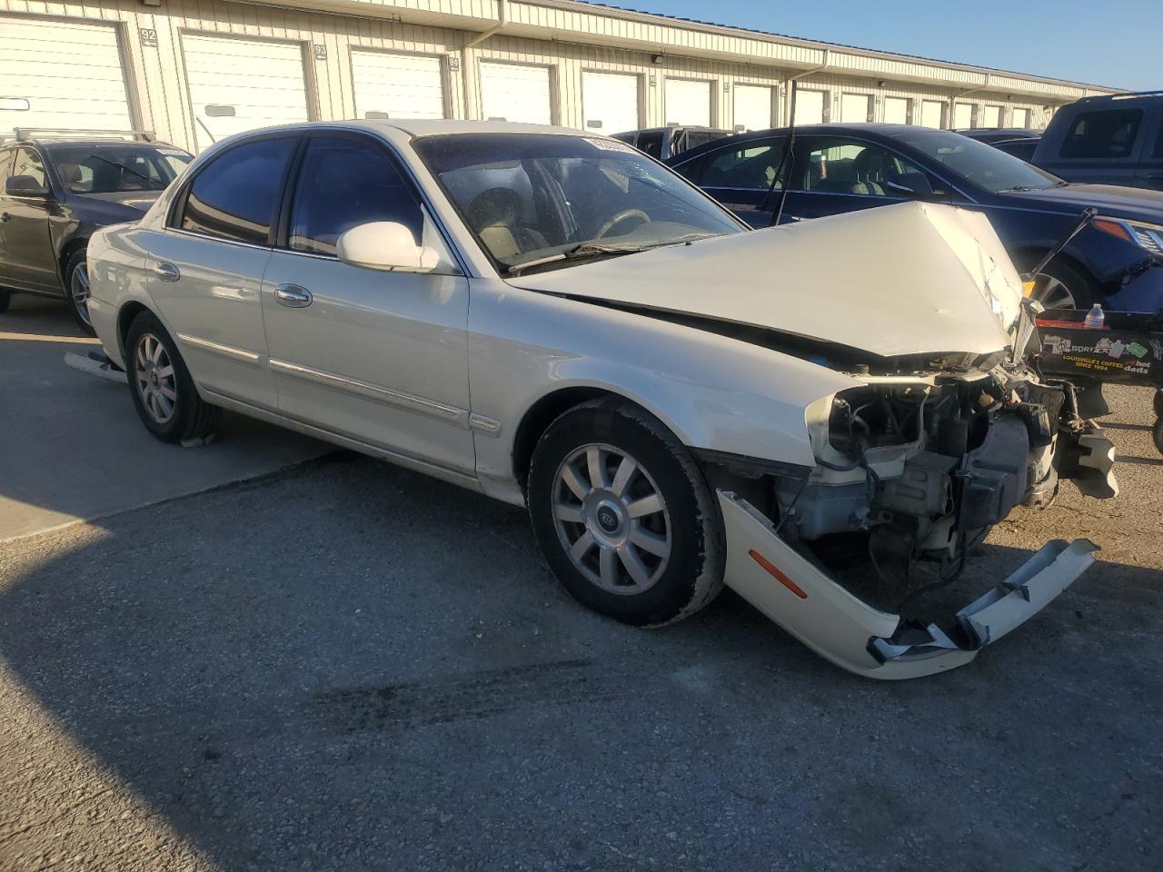 2002 KIA Optima VIN KNAGD128325171565 Copart auction photo, front end damage thumbnail 4