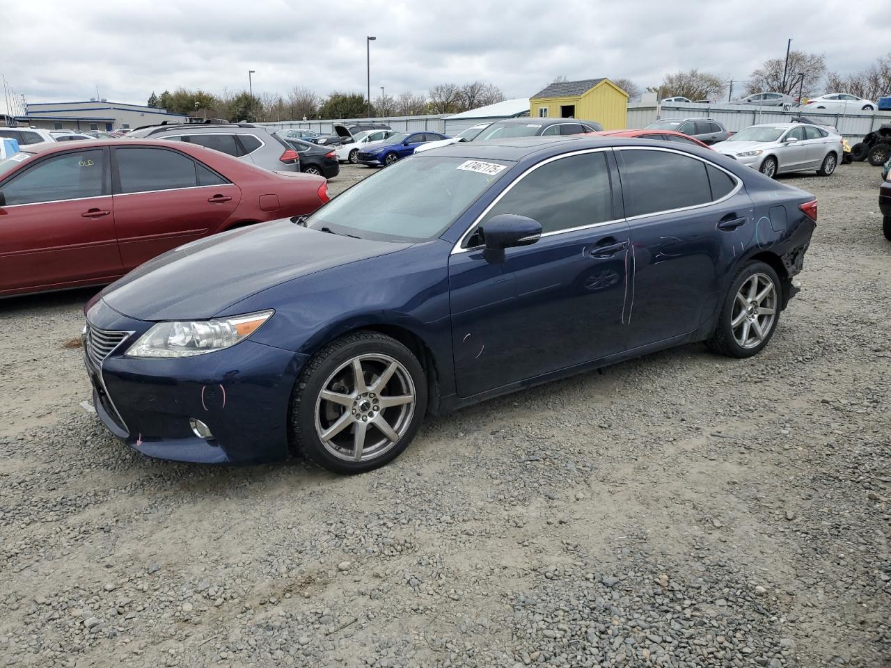 2013 Lexus ES VIN JTHBK1GG0D2058372