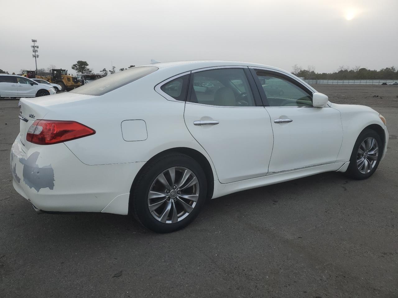 2012 Infiniti M VIN JN1BY1ARXCM391646 Copart auction photo, water/flood / minor dent/scratches damage thumbnail 3