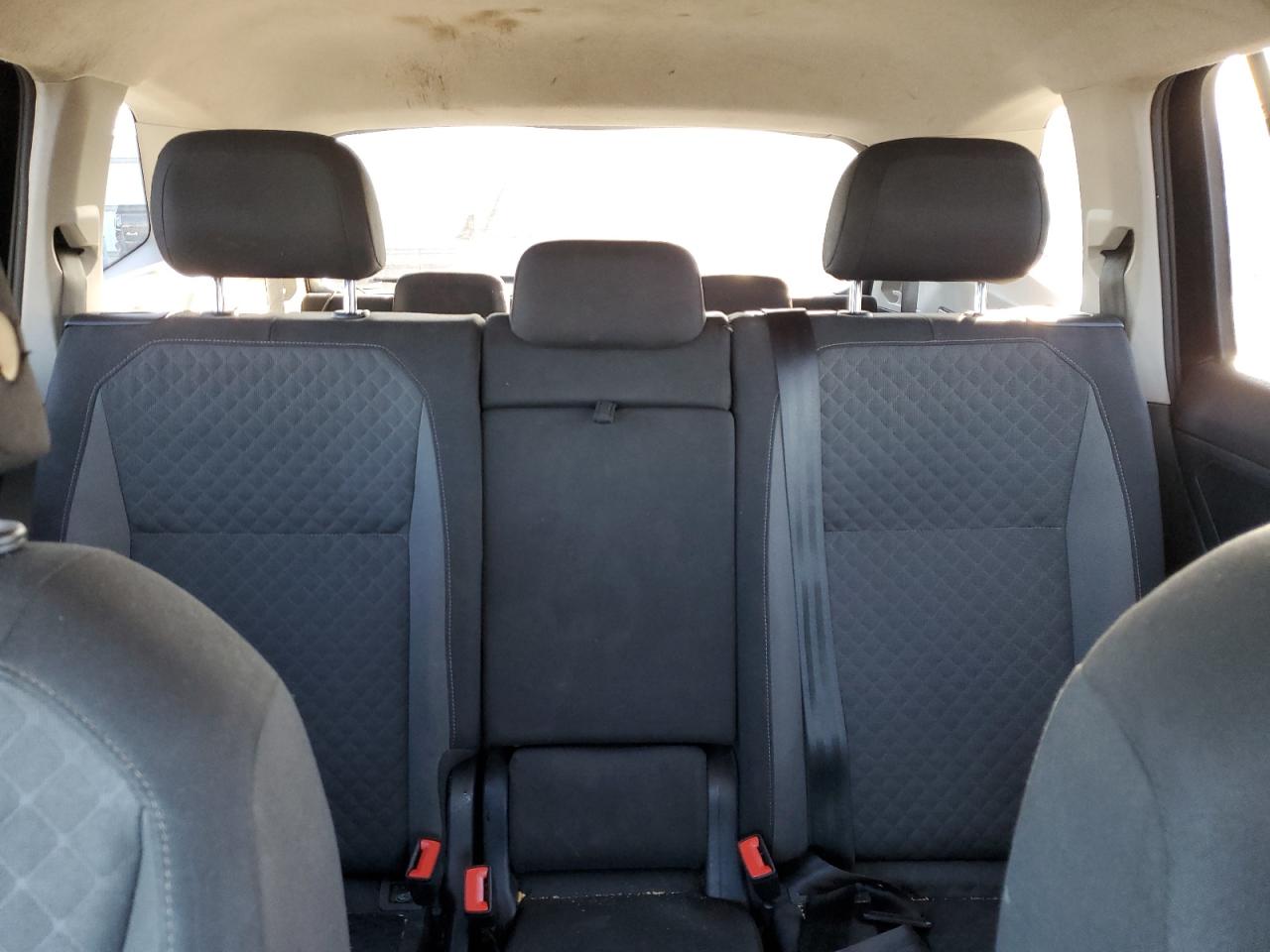 2018 Volkswagen Tiguan VIN 3VV0B7AX5JM109987 Copart auction photo, front end / mechanical damage thumbnail 10