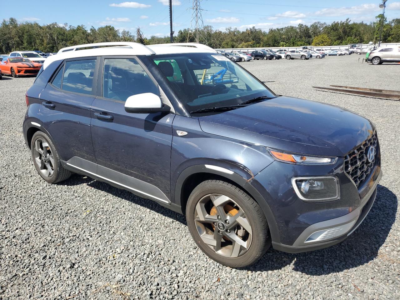 2022 Hyundai Venue VIN KMHRC8A3XNU170822 Copart auction photo, water/flood damage thumbnail 4