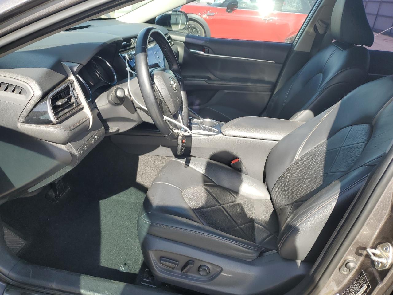 2019 Toyota Camry VIN 4T1B11HK2KU711062 Copart auction photo, front end damage thumbnail 7