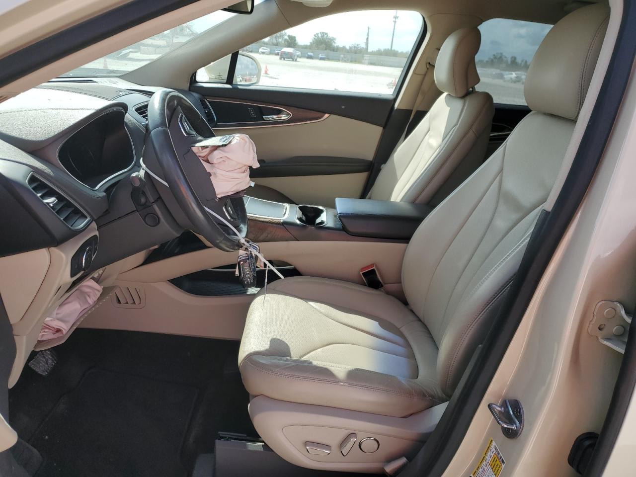 2016 Lincoln MKX VIN 2LMTJ6LR6GBL75827 Copart auction photo, front end damage thumbnail 7