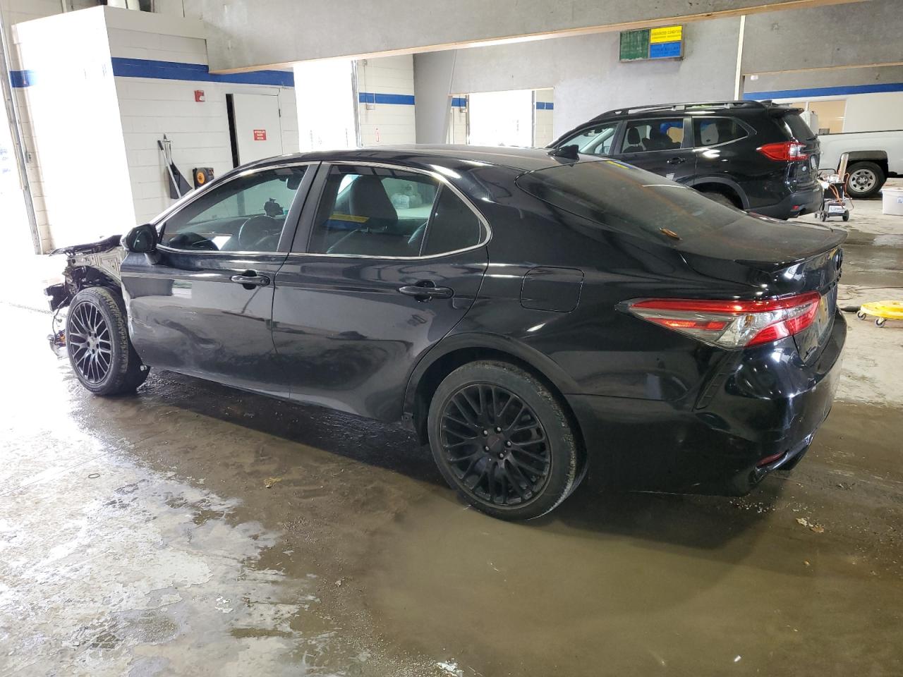 2019 Toyota Camry VIN 4T1B11HKXKU162761 Copart auction photo, front end / undercarriage damage thumbnail 2