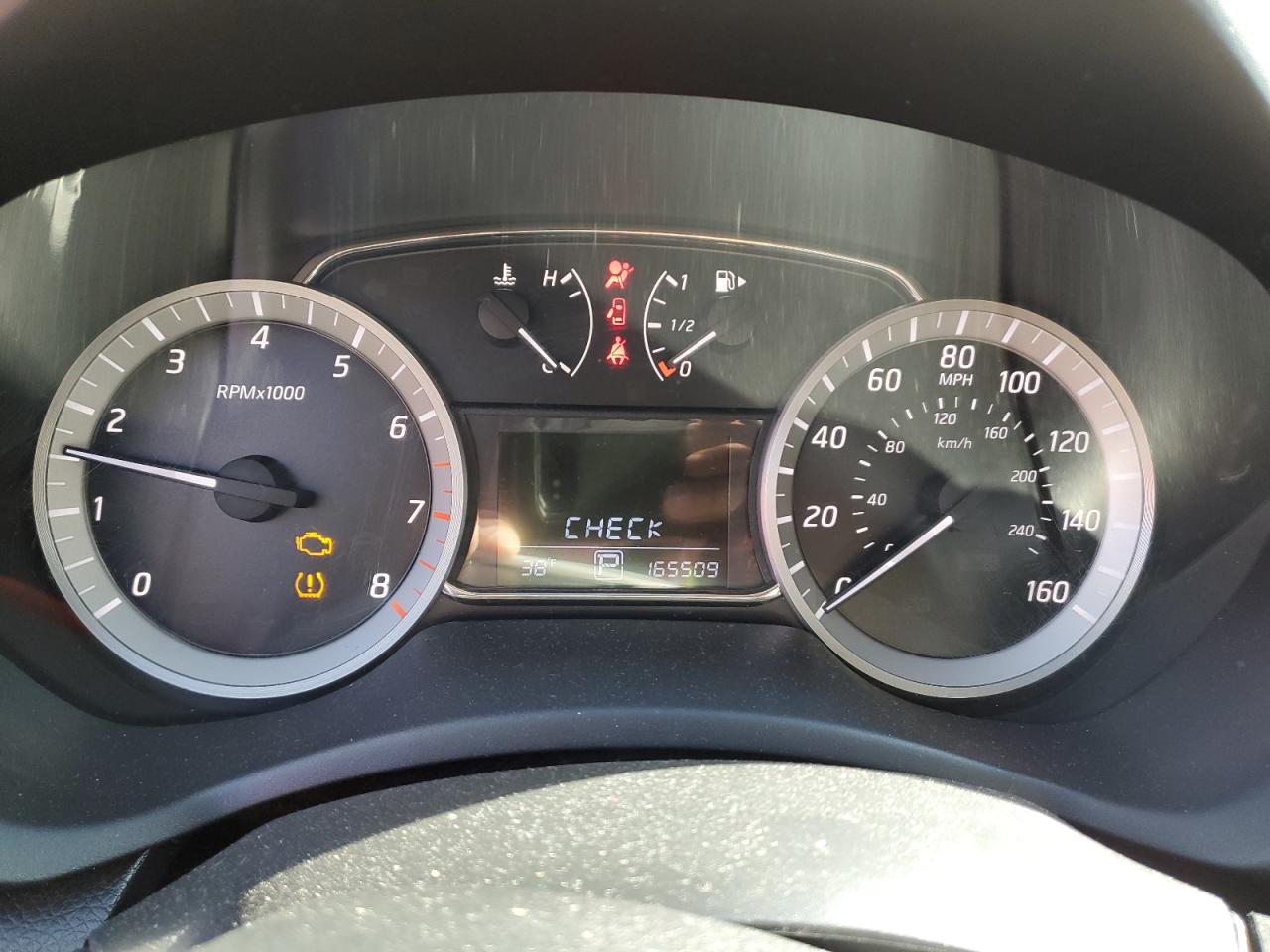2014 Nissan Sentra VIN 3N1AB7AP6EY325268 Copart auction photo, front end / minor dent/scratches damage thumbnail 9