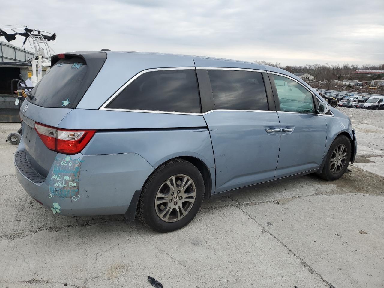 2012 Honda Odyssey VIN 5FNRL5H69CB024632 Copart auction photo, front end / minor dent/scratches damage thumbnail 3