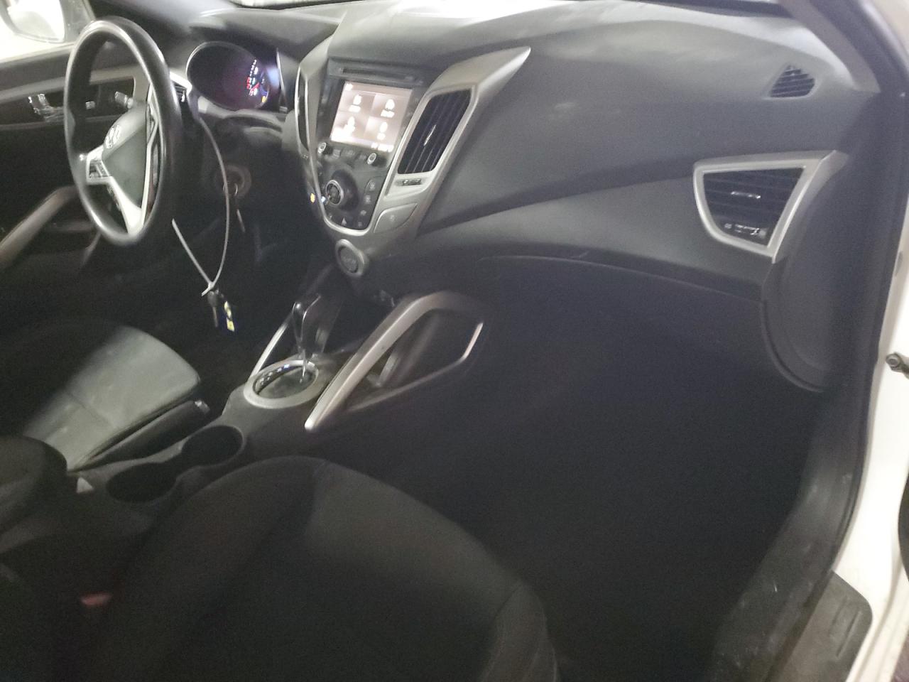 2016 Hyundai Veloster VIN KMHTC6AD9GU269878 Copart auction photo, front end / minor dent/scratches damage thumbnail 8