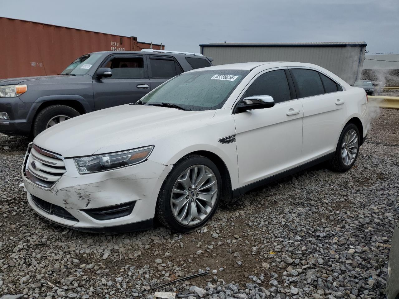 2017 Ford Taurus VIN 1FAHP2F83HG102439