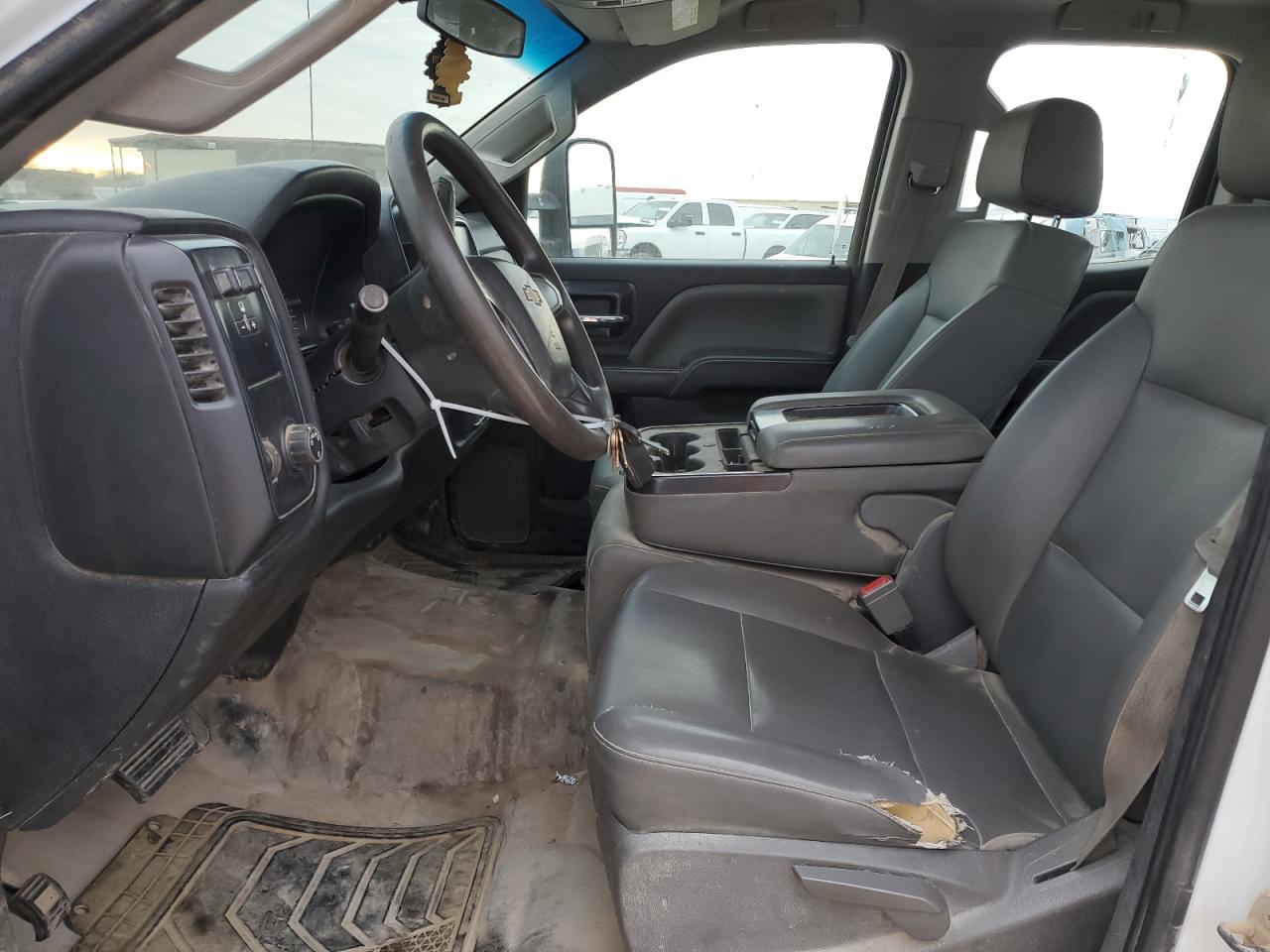 2015 Chevrolet Silverado VIN 1GC2CUEG7FZ551043 Copart auction photo, all over / hail damage thumbnail 7