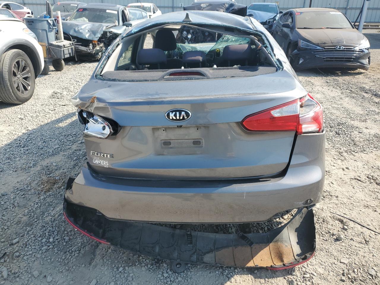 2016 KIA Forte VIN KNAFX4A68G5469864 Copart auction photo, all over damage thumbnail 6