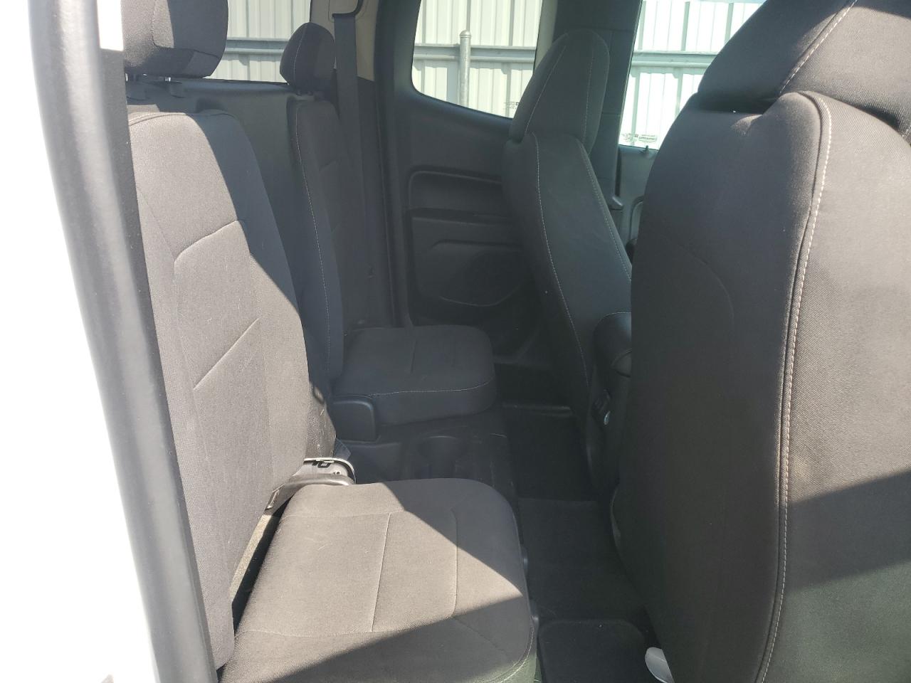 2017 Chevrolet Colorado VIN 1GCHSCEA0H1261019 Copart auction photo, front end / minor dent/scratches damage thumbnail 11