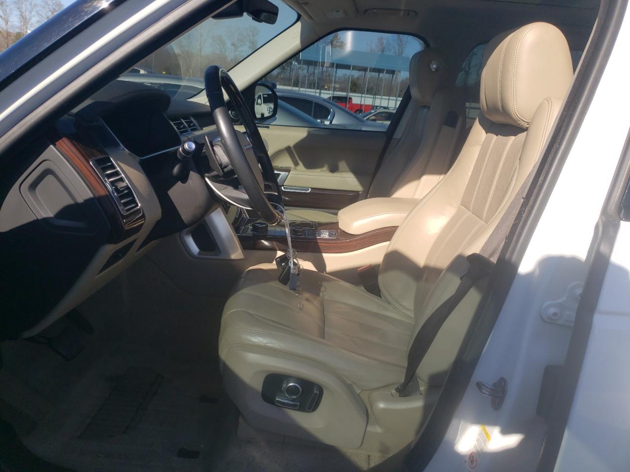 2017 Land Rover Range Rover VIN SALGS2FV7HA351820 Copart auction photo, front end / minor dent/scratches damage thumbnail 7
